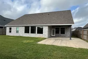16 Greystone Ct, Angleton, TX 77515 - Photo 17