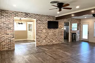 3750 Drummond St, Houston, TX 77025 - Photo 3