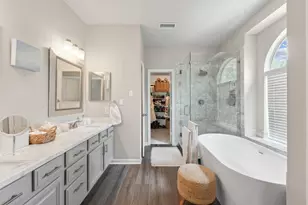 74 W Summer Storm Cir, The Woodlands, TX 77381 - Photo 17