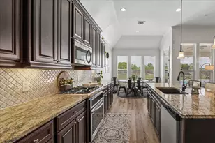 28027 Silver Dawn Ct, Fulshear, TX 77441 - Photo 3