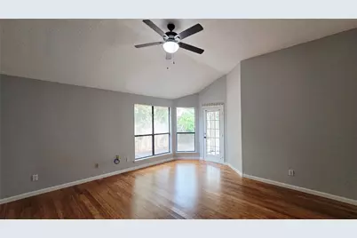 12710 Meadway Court, Houston, TX 77082 - Photo 11