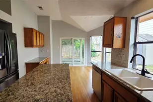 12710 Meadway Ct, Houston, TX 77082 - Photo 9