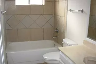 12706 Nantucket Dr, Sugar Land, TX 77478 - Photo 25