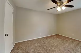 8110 Renmark Ln, Houston, TX 77070 - Photo 19