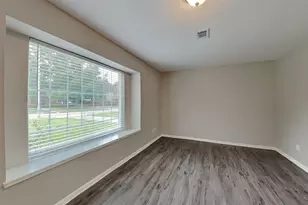 8110 Renmark Ln, Houston, TX 77070 - Photo 3