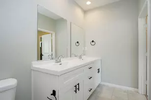 14010 Longstreet Building 3, Willis, TX 77318 - Photo 7