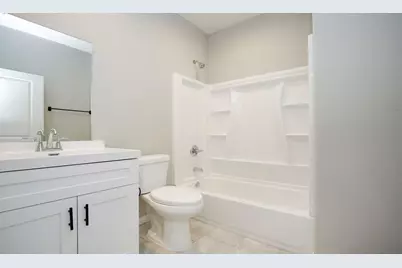 14010 Longstreet Building 3 #B, Willis, TX 77318 - Photo 15