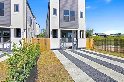 4805 Paula Street, Houston, TX 77033 - Photo 3