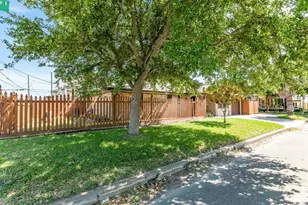 803 Sealy St, Galveston, TX 77550 - Photo 3