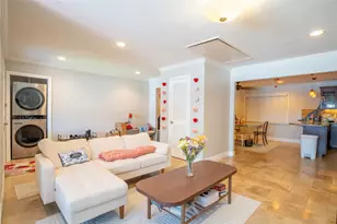 803 Sealy St, Galveston, TX 77550 - Photo 9