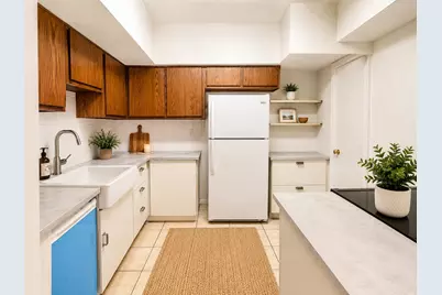 10811 Richmond Avenue #5, Houston, TX 77042 - Photo 3