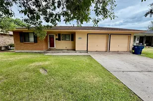 2209 20th Ave, Texas City, TX 77590 - Photo 1