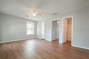 4810 Carmen St, Houston, TX 77033 - Photo 13