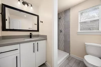 6122 Beldart Street, Houston, TX 77033 - Photo 11