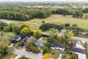 6122 Beldart St, Houston, TX 77033 - Photo 19