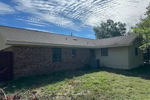 201 Heath Ave, Madisonville, TX 77864 - Photo 15