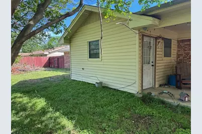 201 Heath Avenue, Madisonville, TX 77864 - Photo 11
