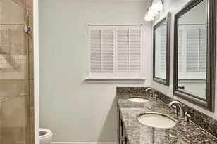 729 Camelot, Hunters Creek Village, TX 77024 - Photo 25