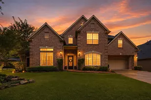 118 N Shawnee Ridge Cir, The Woodlands, TX 77382 - Photo 1