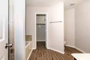 16738 N Gull Dr, Conroe, TX 77385 - Photo 11