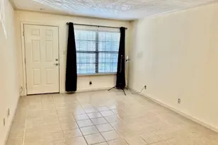 606 Marshall St, Houston, TX 77006 - Photo 5