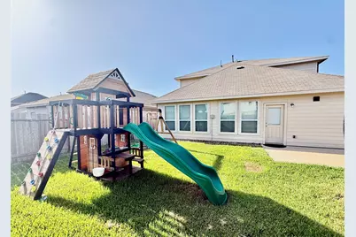 104 Kelly Street, Angleton, TX 77515 - Photo 19