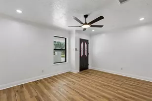 9238 Friendship Rd, Houston, TX 77080 - Photo 7