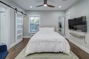1318 Cleburne St, Houston, TX 77004 - Photo 7