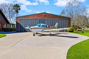 165 Taxiway Dr, Livingston, TX 77351 - Photo 3