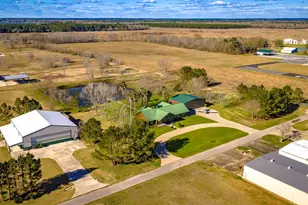 165 Taxiway Dr, Livingston, TX 77351 - Photo 45