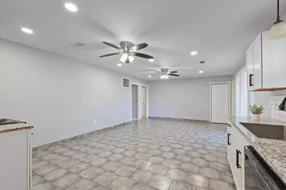 906 Alyse Street, Deer Park, TX 77536 - Photo 7