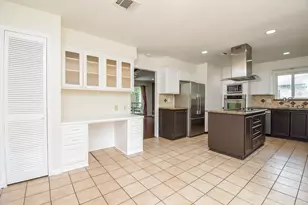 14206 Ella Lee Ln, Houston, TX 77077 - Photo 11
