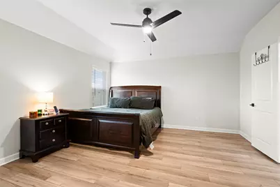 13717 Gaff Rig Drive, Texas City, TX 77510 - Photo 17