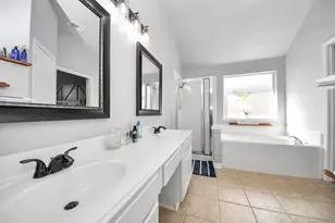 13806 Brighton Park Dr, Houston, TX 77044 - Photo 35