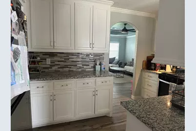 430 Center Way Street, Lake Jackson, TX 77566 - Photo 3