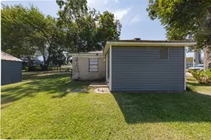 7917 N Martin Luther King Ave, Hitchcock, TX 77563 - Photo 19