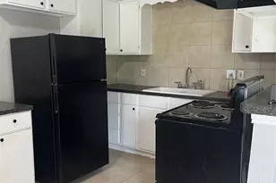 10902 Jutland Rd, Houston, TX 77048 - Photo 3