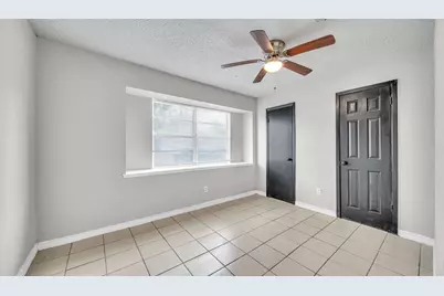 10902 Jutland Road, Houston, TX 77048 - Photo 11