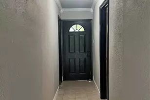 10902 Jutland Rd, Houston, TX 77048 - Photo 7