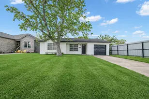 10902 Jutland Rd, Houston, TX 77048 - Photo 1