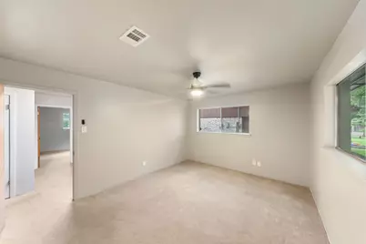 1013 Stevens Avenue, Conroe, TX 77301 - Photo 9
