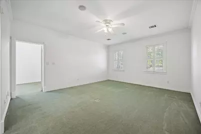 9206 Westview Drive, Houston, TX 77055 - Photo 29