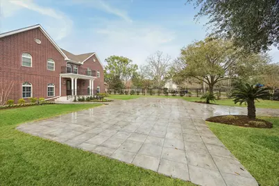 9206 Westview Drive, Houston, TX 77055 - Photo 1