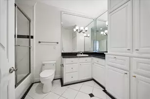 9206 Westview Dr, Houston, TX 77055 - Photo 31