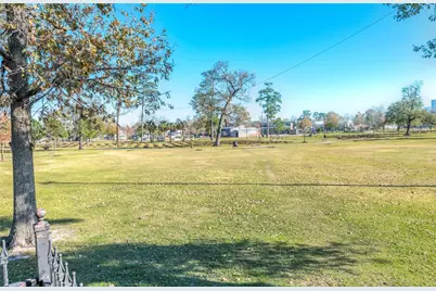 1711 Redwing Haven Drive, Houston, TX 77009 - Photo 25