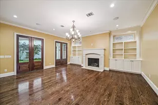 1201 Barkdull St, Houston, TX 77006 - Photo 5