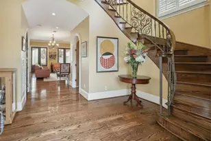 1201 Barkdull St, Houston, TX 77006 - Photo 3