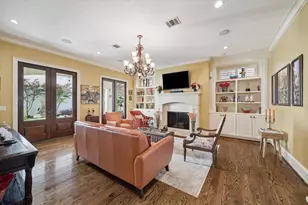 1201 Barkdull St, Houston, TX 77006 - Photo 7