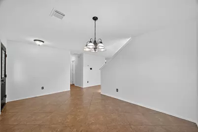 12115 Floramorgan Lane, Houston, TX 77089 - Photo 9