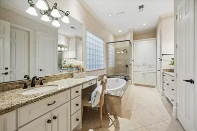 2050 Diamond Springs Drive, Houston, TX 77077 - Photo 33